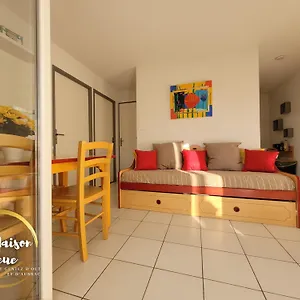Appartement Tourisme Vert, T2 Avec Piscines Dans Résidence Goelia, Saint-Geniez-dʼOlt